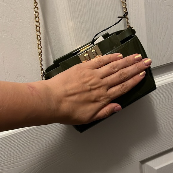 VEGAN BAG DARK GREEN GOLD ACCENT NWT - Picture 4 of 5